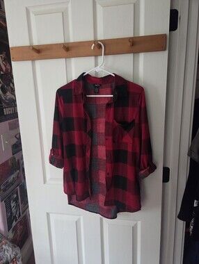 rue21 Red and Black Plaid Shirt